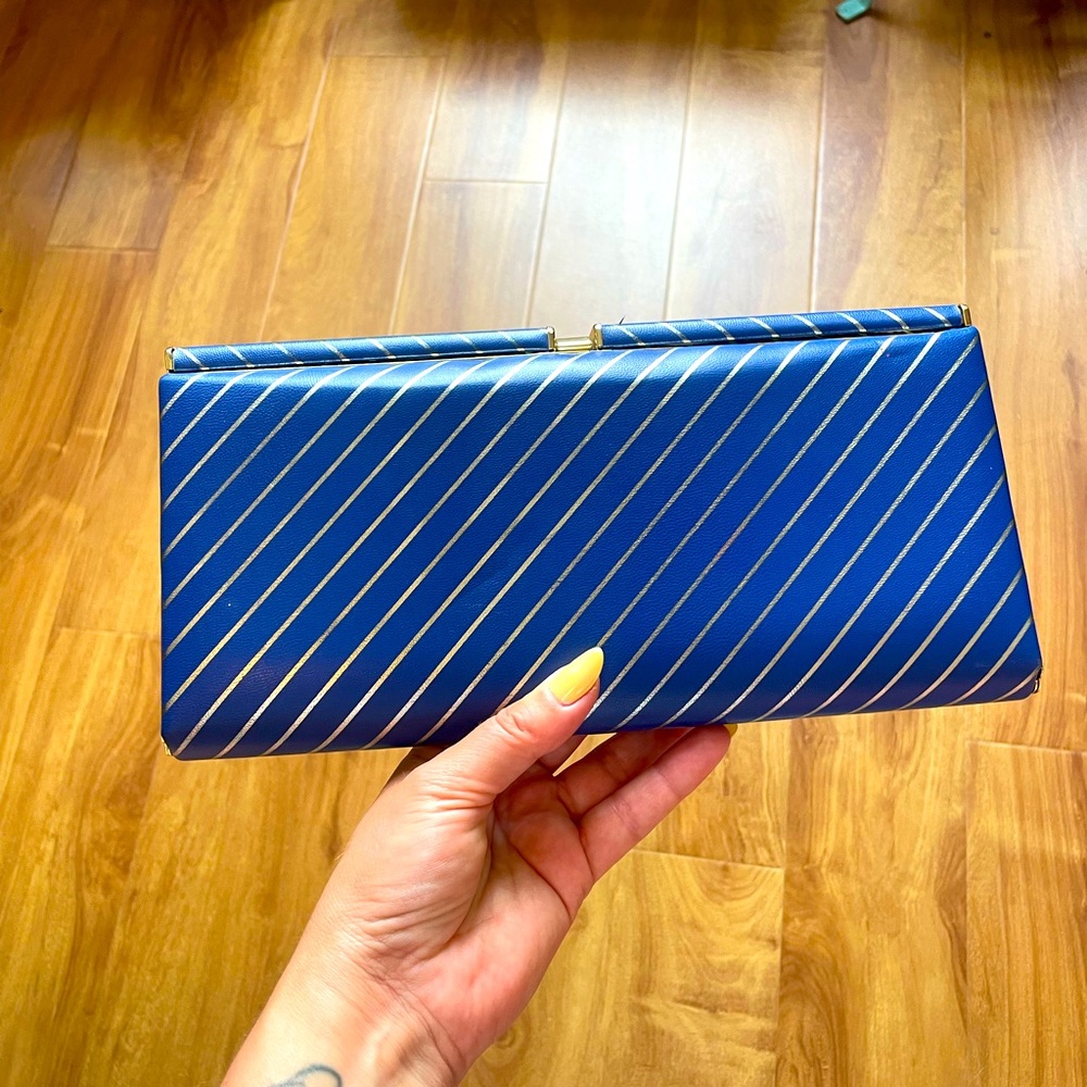 Vintage hard shell Blue and Gold Clutch